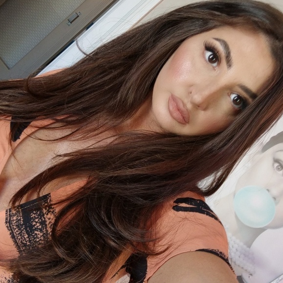 Meet your Posher, Mary - Picture 1 of 1